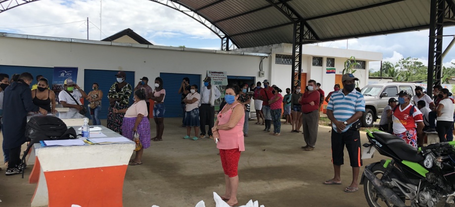 Consulado de Colombia en Nueva Loja entregó asistencias humanitarias de alimentos a connacionales en Ecuador